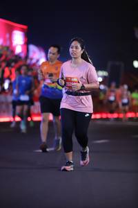 BIB: 6292
                            <button type="button" onclick="openModal(20636581)" class="btn btn-primary btn-sm float-right btn-popup" data-toggle="modal" data-target=".modal-high-quality">
                        <i class="fas fa-shopping-cart"></i> Add to Cart
                    </button>
                                            <button type="button" onclick="isThisMe(20636581, true)" class="btn btn-success btn-sm float-right btn-popup btn-isme hidden" data-toggle="tooltip" data-placement="bottom" title="นี่คือรูปของคุณใช่ไหม คลิกที่นี่เพื่อเอาเข้าอัลบั้ม">
                        <i class="fas fa-plus"></i> Add to album
                    </button>
                    <button type="button" onclick="isThisMe(20636581, false)" class="btn btn-warning btn-sm float-right btn-popup btn-isnotme hidden">
                        <i class="fas fa-ban"></i> Remove from album
                    </button>